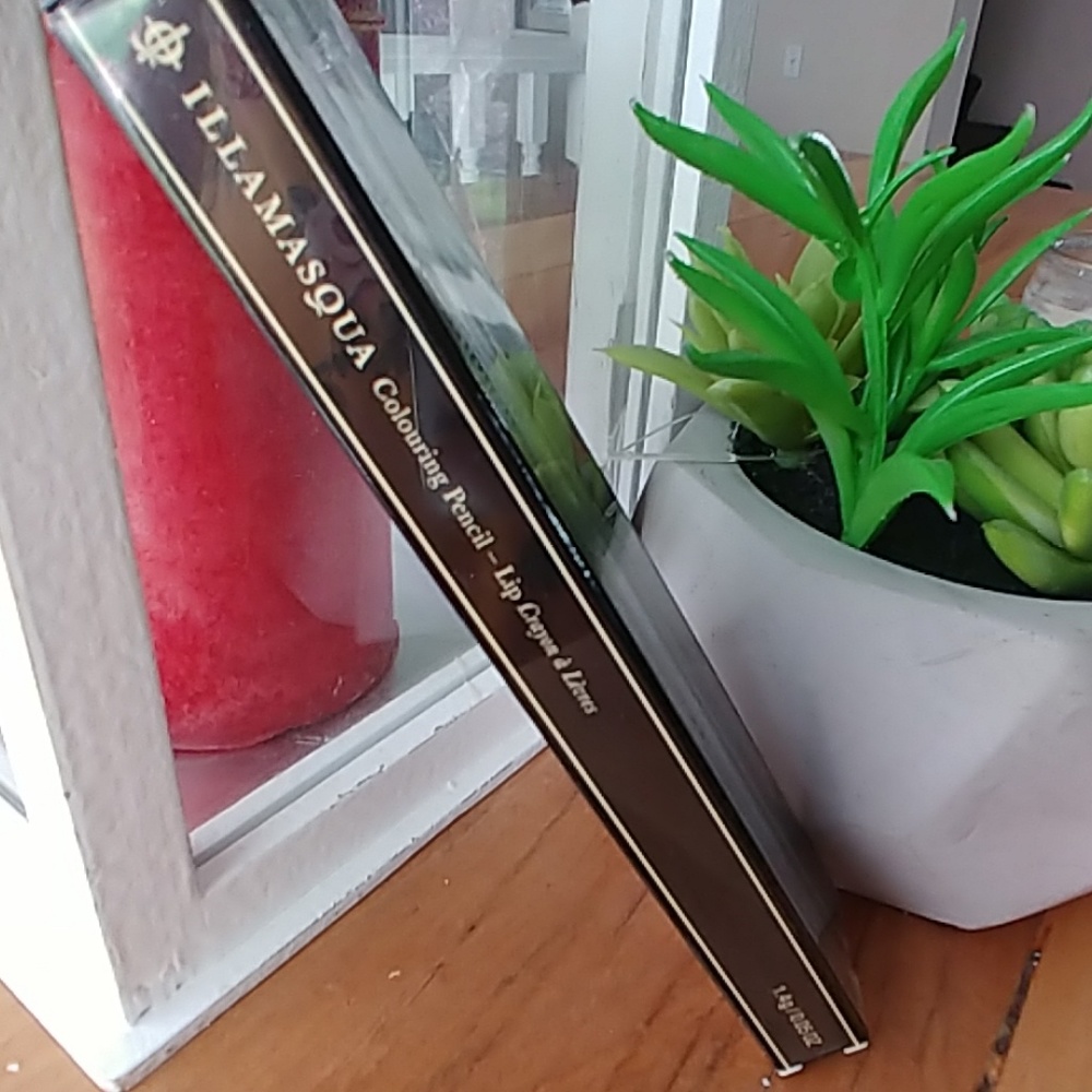 Illamasqua lipliner set